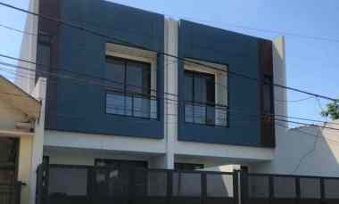 Rumah Modern Minimalis Strategis dekat Upn, Oerr, Bandara Juanda