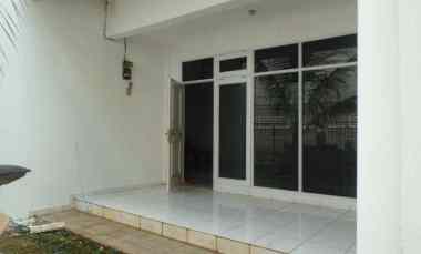 Dua Rumah Praja dalam Lt, 540 M /LB, 440 M,2 Sertifikat, 8,4 M
