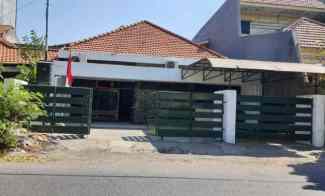 Pucang Anom 1,5 Lantai Cocok untuk Kantor dekat Kertajaya, Ngagel