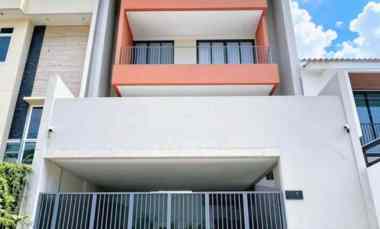Dijual Jarang Ada Rumah Mewah 4 Lantai Siap Huni, Lt 145 M Lb 450