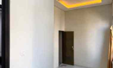 dijual rumah puri 88