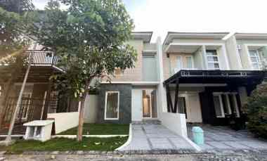 Rumah Puri Indah Ketintang, Surabaya dekat POLDA, Royal Plaza, TOL