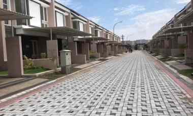 Rumah Puri Safira Menganti Gresik, 1 Lantai Carport 1 Mobil