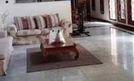 Rumah Purimas Dua Lantai Terawat dekat Rungkut, Sidoarjo