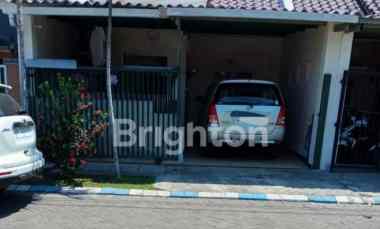 Murah hanya 850 juta Rumah Purimas Cluster Favorit Depan Taman, Suraba