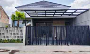Rumah Baru Siap Huni Modern Limasan di Purwomartani Sleman