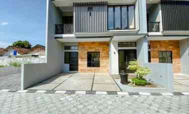 Rumah Mewah dalam Cluster Eksklusif di Purwomartani, Kalasan