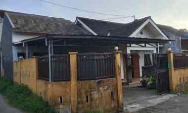 Rumah Second Luas dekat Dawet Ringin Pak Bardi Purwomartani Sleman