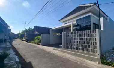 Rumah Cantik Harga Murah, Akses Mudah, dekat Puskesmas Kalasan