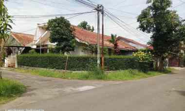 Rumah Hook Hitung Tanah di Rajamantri Turangga Kota Bandung