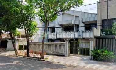 Rumah Raya Dharmahusada Indah, Cocok untuk Hunian / Usaha Komersial