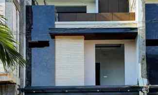 Raya Dukuh Kupang Modern Tropis, 5 menit ke Ciputra World Sby Barat