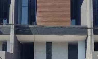 Rumah Kutisari Modern 2 Lantai dekat PETRA, UBAYA, TOL Waru Brebek