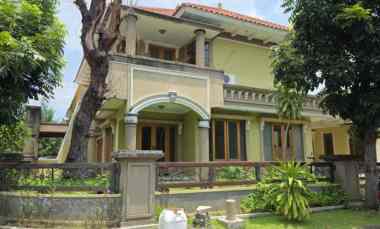 Rumah Hook Strategis Depan Club House Regency 21 Arief Rahman Hakim