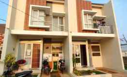 Rumah Baru 2 Lantai Siap Huni dekat Pintu Tol Cakung di Jakarta Utara