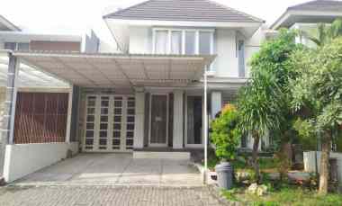 Rumah Dijual Royal Park 1 Citraland Surabaya Barat Furnish 2 Lantai