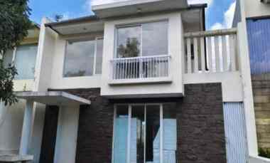 Dijual 216 m2 Rumah Royal Residence Harewood - Wiyung Surabaya - SHM