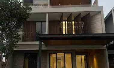 Rumah Dijual di Royal Residence