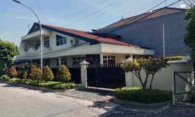 dijual rumah rumah asri ketintang baru