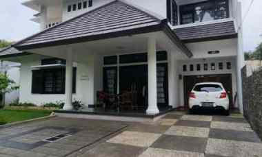 Rumah dekat Gedung Sate Bandung Ciliwung Diponegoro Citarum Cisangkuy