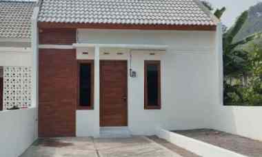 dijual rumah rumah graha candi