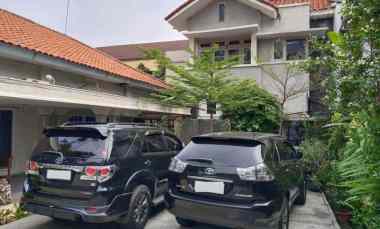 Rumah Salemba Mepet Menteng LT 826 m2, Jln Besar, Cocok Jg Kantor