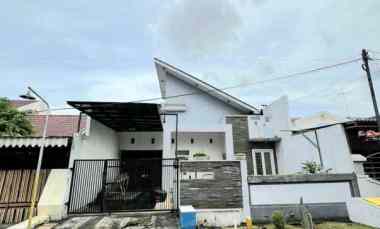 Rumah Hitung Tanah Rungkut Row Jalan 3 Mobil Bentuk Tanah Kotak