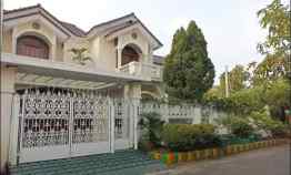 Rumah Mewah Hook Rungkut Asri Lingkungan Bagus dan Asri