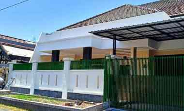 Rumah Rungkut Asri Surabaya, dekat dengan MERR, Kampus UPN