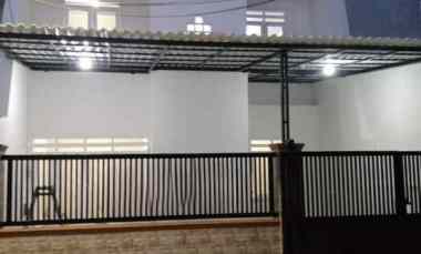 Dijual Rungkut Asri Tengah Surabaya, Baru Renov, dekat MERR, MCD Rungk