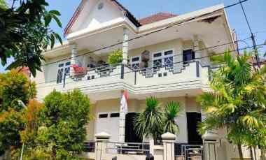 Dijual Rumah di Rungkut Barata Modern American Style Hadap Hook