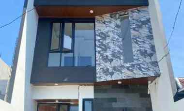 dijual rumah rungkut mapan