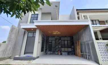 Rumah Cantik Terbaru Siap Huni 14 menit dari Obelix Village