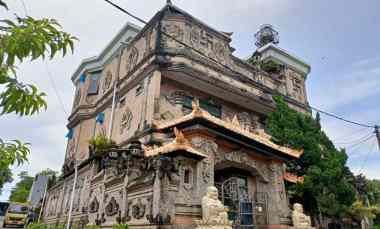 Rumah Besar 3 Lantai dekat Citraland Waterpark di Denpasar Bali