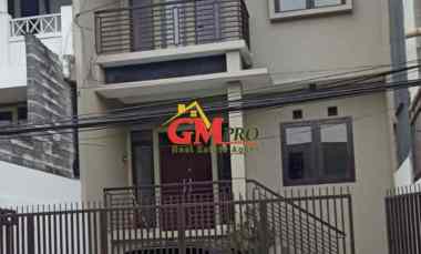 803. Rumah Minimalis Modern 2 Lt di Sarijadi - Bandung Utara