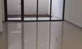 Rumah Baru 2 Lantai Sariwangi dekat Gegerkalong, Cihanjuang Bandung