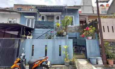 Rumah Sariwangi Regency Semi Furnished Taman Depan Siap Huni