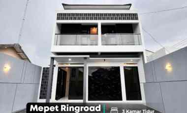 100 meter Kampus Umy Rumah 2 Lantai Mewah Mepet Ringroad Barat, Jogja