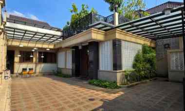 dijual rumah secondary full furnished dalam komplek