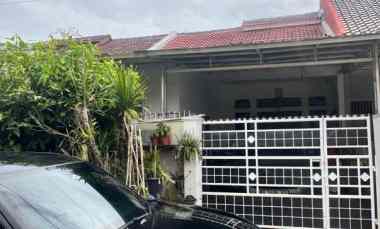 Rumah Siap Huni Strategis dekat Sekolah Penabur di Sektor 1C Gd Serpong