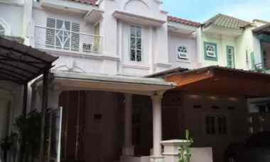 Dijual Rumah Semi Furnish di Legenda Wisata Cibubur