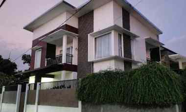 Rumah Mewah Full Furnish Belakang Hotel Hyatt Mlati Sleman