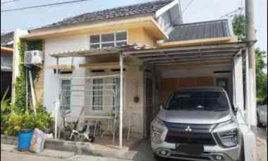 Rumah Dijual Cepat Semi Furnished dalam Cluster di Serua, Ciputat