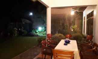 Rumah Asri dan Nyaman Sayap Setiabudi Taman Luas Depan Belakang