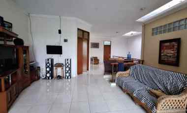 Rumah Siap Huni dekat Setrasari Setramurni Nyaman dan Asri