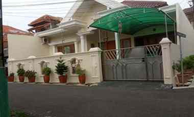 dijual rumah siap huni