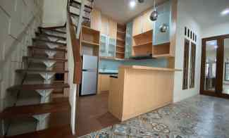 Dijual Rumah Siap Huni Bangunan Kokoh di Cipadu