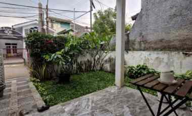 dijual rumah siap huni di komp sanggar hurip soeta