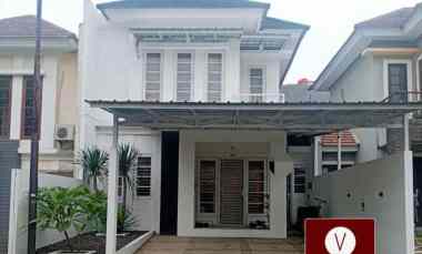 dijual rumah siap huni di legenda wisata cibubur