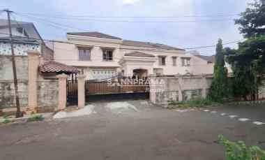 Dijual Rumah Siap Huni di Perumahan Megapolitan Cinere